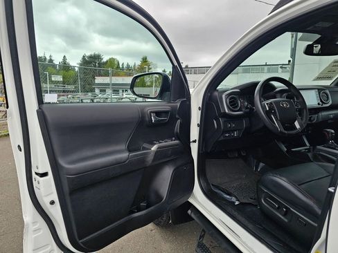 Certified 2023 Toyota Tacoma TRD Pro AWD/4WD image 18