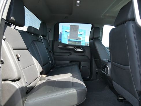 Used 2022 GMC Sierra 1500 SLT w/ SLT Premium Package image 17