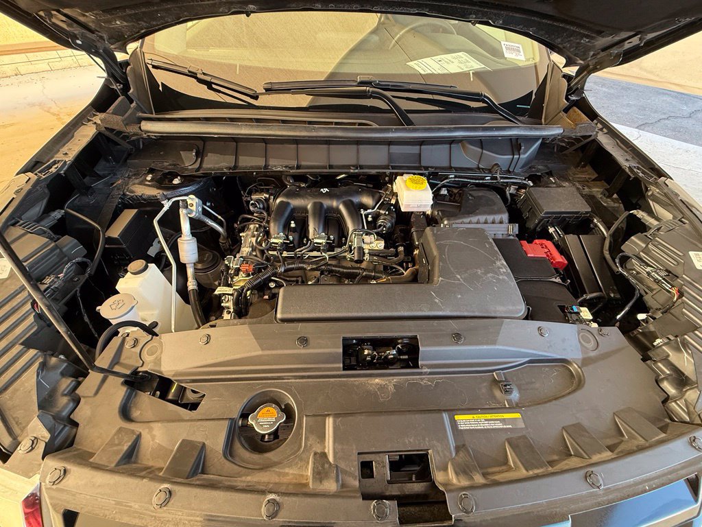Used 2024 Nissan Pathfinder SV AWD/4WD image 21