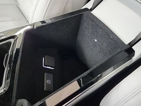 New 2025 Cadillac Lyriq Sport AWD/4WD image 25