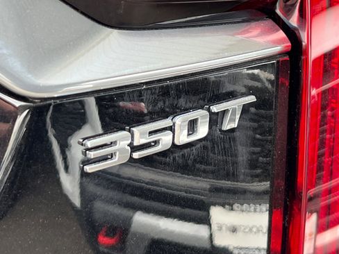 Certified 2025 Cadillac XT6 Luxury image 28