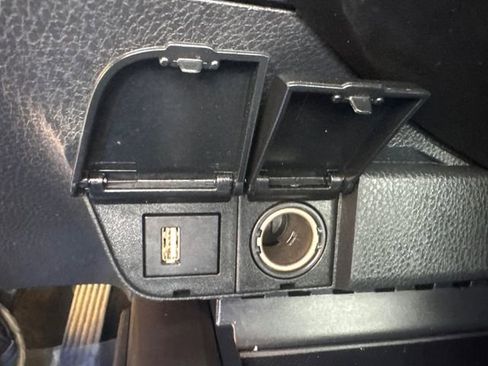 Certified 2023 Toyota Camry SE image 36