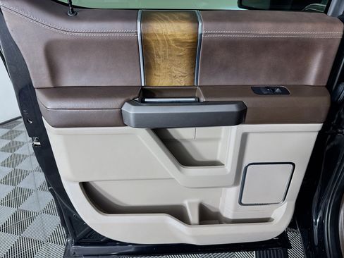 Used 2020 Ford F150 Limited w/ Trailer Tow Package image 42