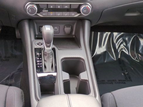 New 2025 Nissan Sentra S image 18