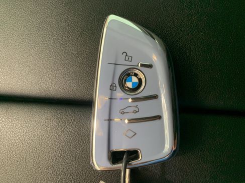 Used 2023 BMW X5 M50i AWD/4WD image 32