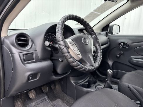 Used 2015 Nissan Versa S image 29