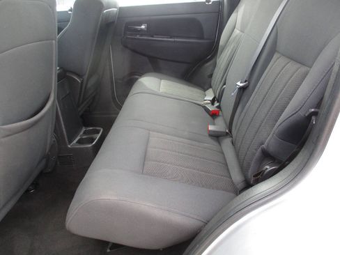 Used 2012 Jeep Liberty Sport AWD/4WD image 29