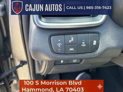 Used 2017 Kia Sorento SX FWD image 22