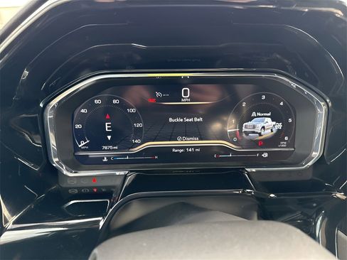 Used 2025 GMC Sierra 1500 Elevation image 25