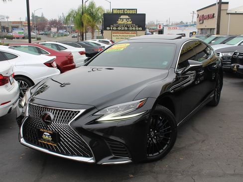 Used 2018 Lexus LS 500 image 2