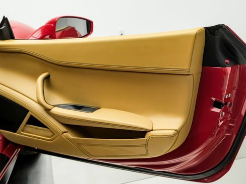 Used 2014 Ferrari 458 Spider RWD image 45