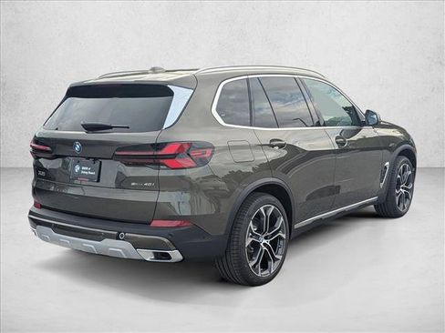 New 2026 BMW X5 sDrive40i image 2