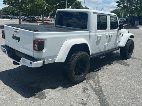 Used 2021 Jeep Gladiator Overland AWD/4WD image 5