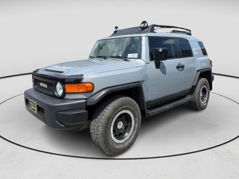 Used 2013 Toyota FJ Cruiser 4WD image 7