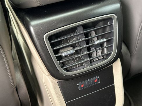 Used 2020 Lincoln Nautilus Reserve w/ Equipment Group 201A image 13