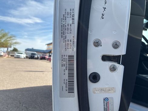 Used 2015 Dodge Challenger SXT Plus w/ Sound Group II image 27