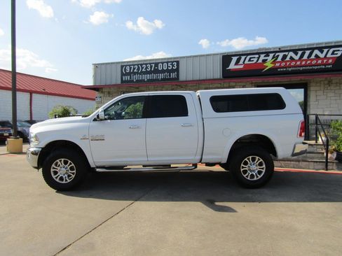 Used 2016 RAM 2500 Laramie image 2