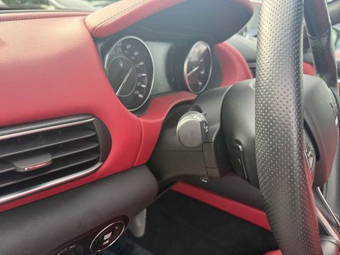 Used 2022 Maserati Levante Modena image 14