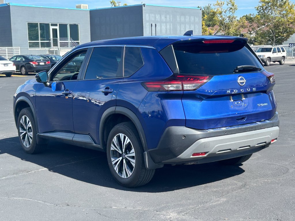 Used 2022 Nissan Rogue SV AWD/4WD image 6