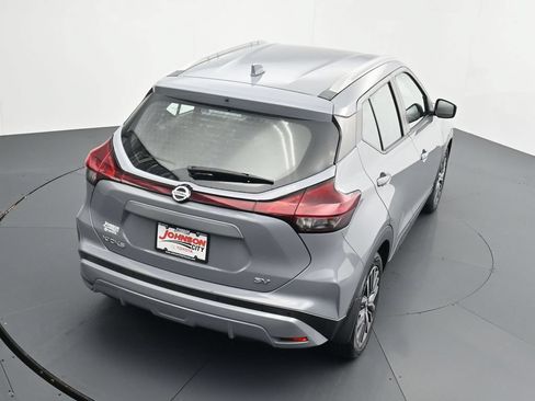 Used 2021 Nissan Kicks SV FWD image 28