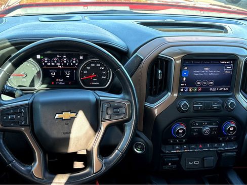 Used 2022 Chevrolet Silverado 1500 High Country image 4
