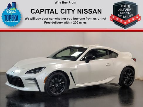 Used 2023 Toyota GR86 Premium image 5