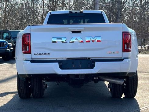 Used 2025 RAM 3500 Laramie w/ Sport Appearance Package image 63