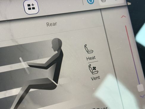 Used 2024 Jeep Wagoneer Series II w/ Flexible Seating Group image 93