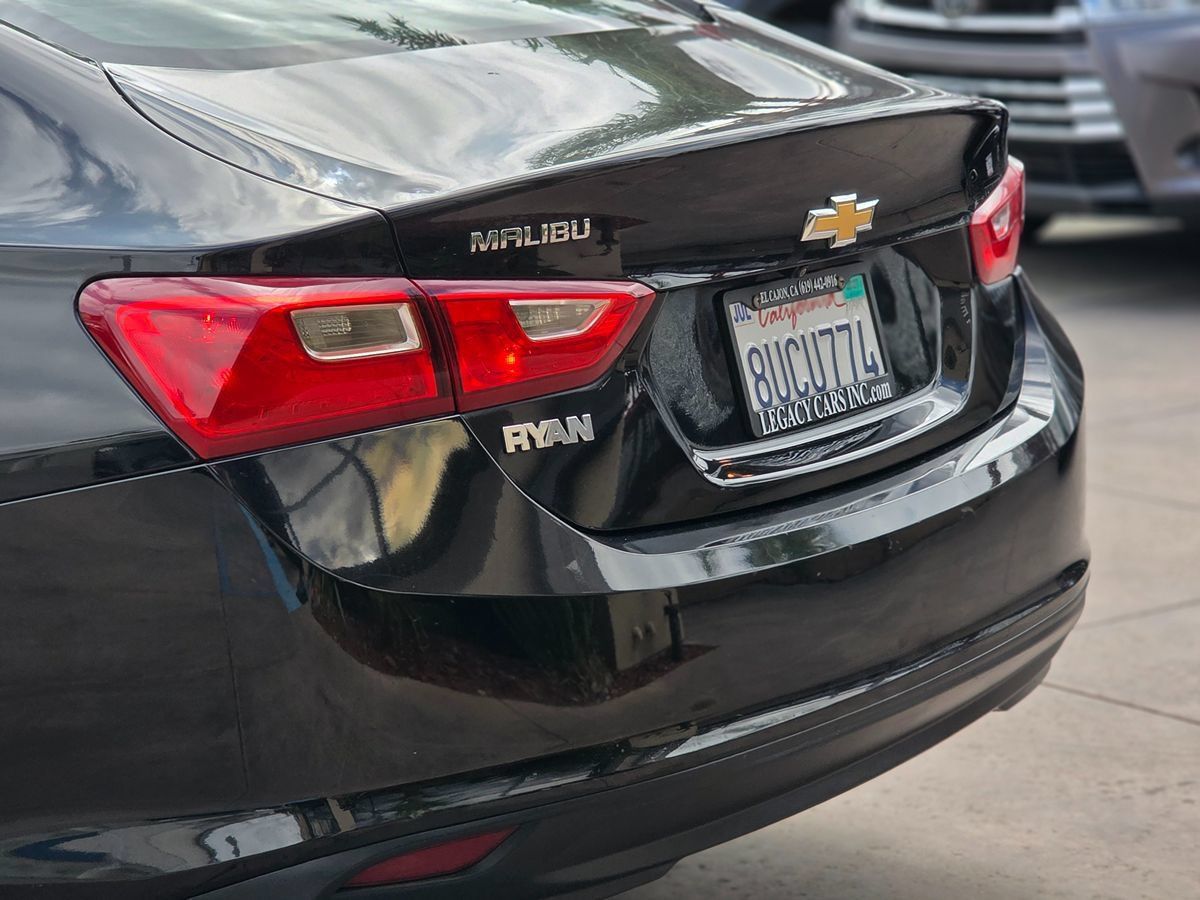 Used 2018 Chevrolet Malibu LS FWD image 11