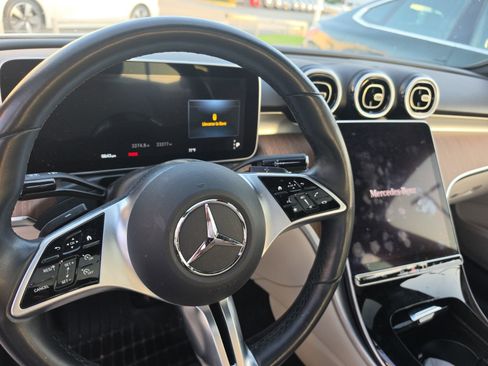 Used 2023 Mercedes-Benz C 300 4MATIC Sedan image 2
