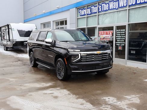 New 2025 Chevrolet Suburban Premier w/ Sun And Tow Package image 2
