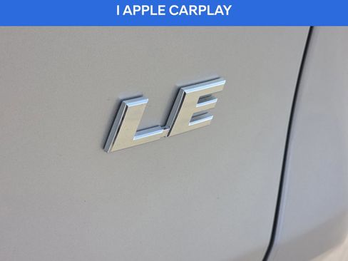 Used 2019 Toyota RAV4 LE image 11