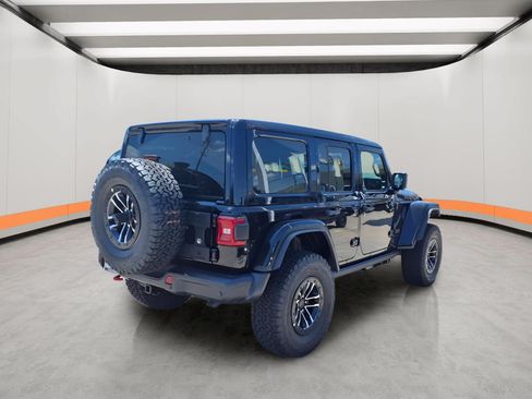 New 2026 Jeep Wrangler Unlimited Rubicon w/ Xtreme 35 Tire Package AWD/4WD image 6