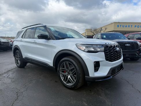New 2026 Ford Explorer ST-Line image 1