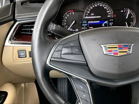 Used 2019 Cadillac XT5 Luxury FWD image 10