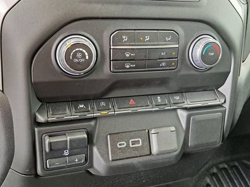 Used 2025 Chevrolet Silverado 1500 W/T w/ WT Value Package RWD image 16
