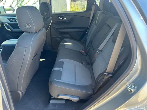 Used 2025 Chevrolet Blazer LT image 25