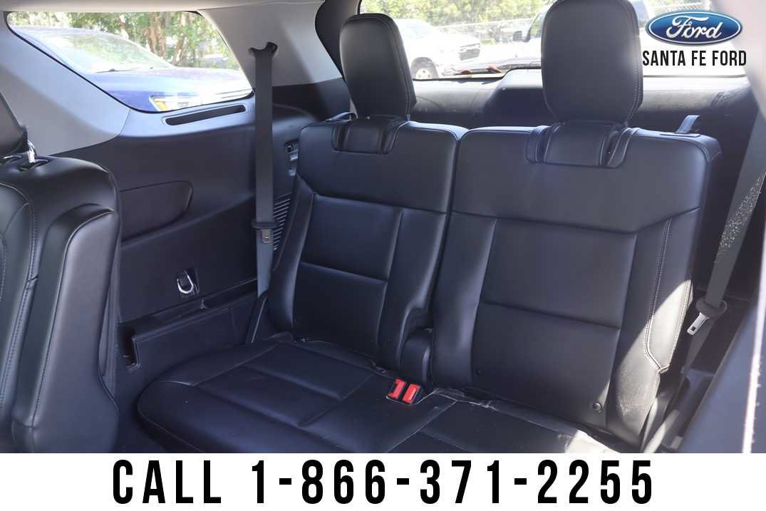 Used 2024 Ford Explorer XLT w/ Equipment Group 202A AWD/4WD image 27