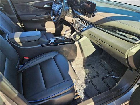 Certified 2024 Buick Envista Sport Touring w/ Convenience I Package image 19