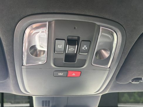 Used 2023 Kia Stinger GT2 w/ Option Group 015 RWD image 32