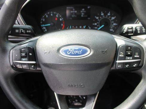 Used 2022 Ford Escape SE image 10