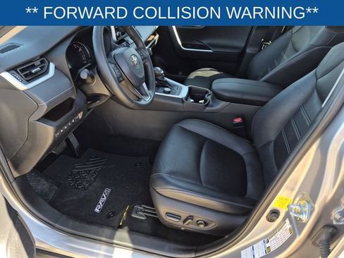 Used 2021 Toyota RAV4 Limited image 20