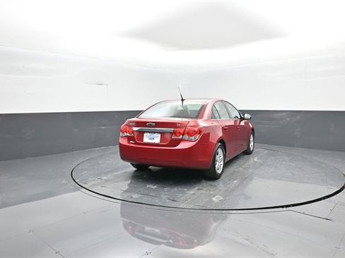 Used 2014 Chevrolet Cruze LT image 7