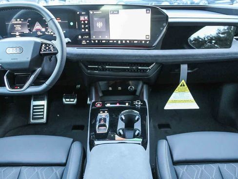 New 2025 Audi S6 e-tron Premium Plus image 13