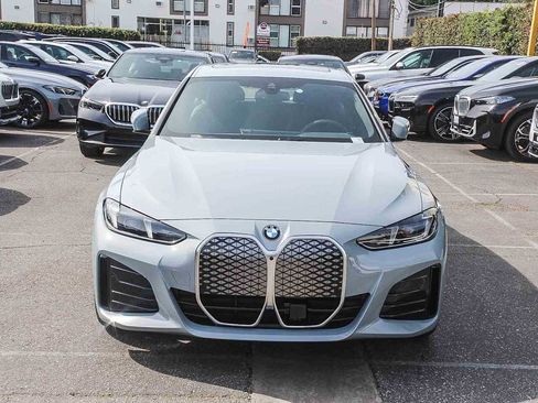 New 2026 BMW i4 eDrive40 w/ M Sport Package image 3