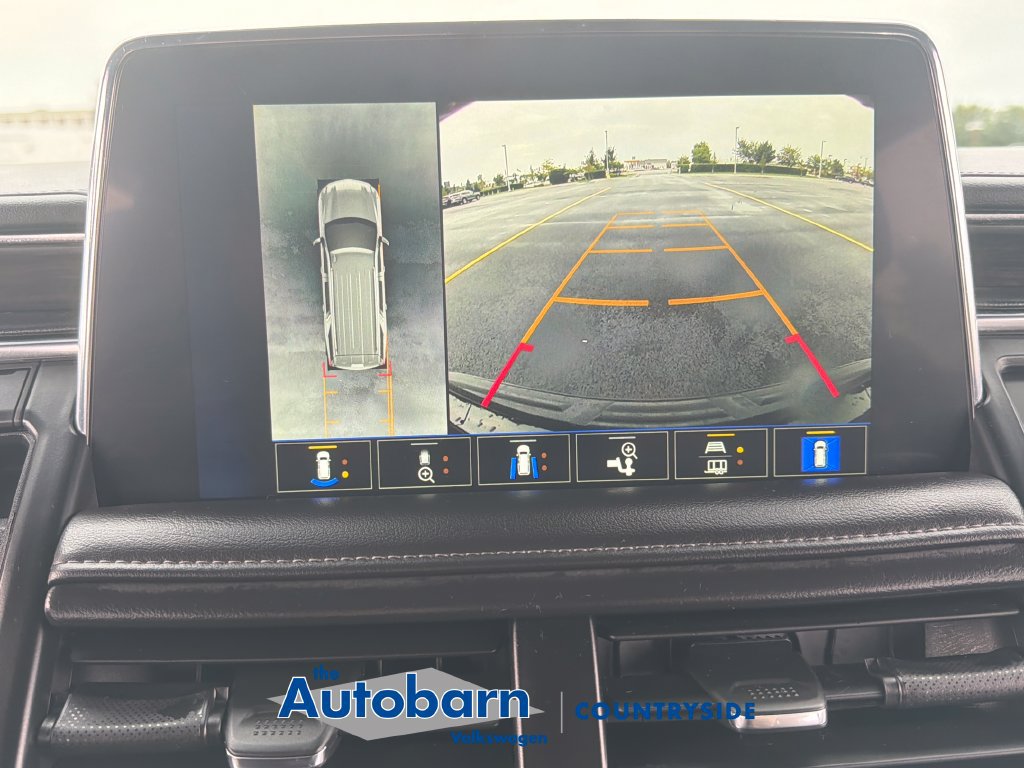 Used 2024 Chevrolet Suburban Z71 w/ Off-Road Capability Package AWD/4WD image 17
