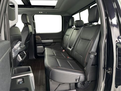 Used 2024 Ford F250 Lariat w/ Lariat Ultimate Package image 10