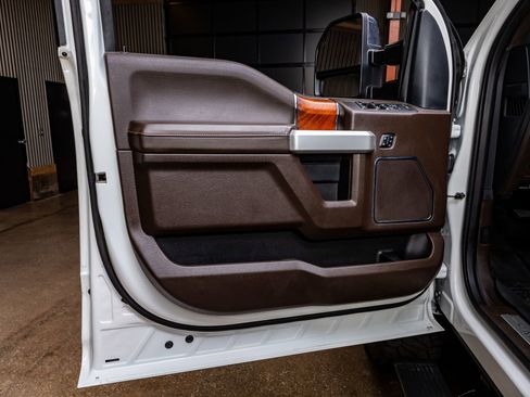 Used 2022 Ford F250 King Ranch w/ King Ranch Ultimate Package image 36