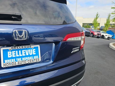 Used 2020 Honda Pilot Touring image 16