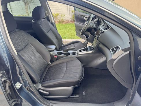 Used 2017 Nissan Sentra SV image 16